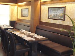 Hotel Divine Paradise