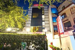 Hotel Amby Inn