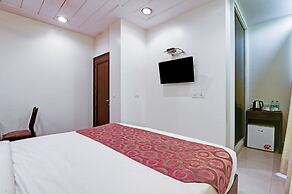 Hotel Amby Inn