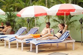 Deshadan Cliff and Beach Resort