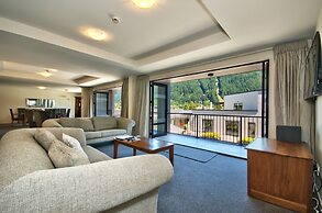 The Glebe Apartments