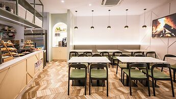 Holiday Inn & Suites Sydney Bondi Junction by IHG