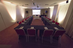 Tsue The Palace Flat