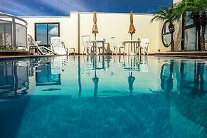 Tsue The Palace Flat