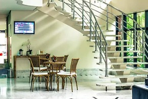 Tsue The Palace Flat