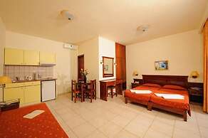 Maria Lambis Apartments