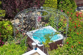 Villa Small Paradise