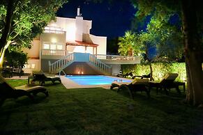 Villa Small Paradise