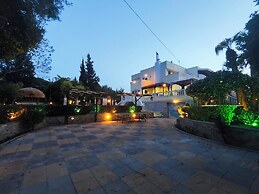 Villa Small Paradise