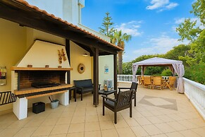 Villa Small Paradise