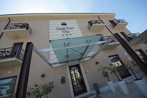 Hotel Dori