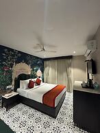 Hotel Raghuraj Palace