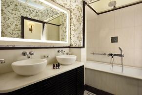 San Firenze Suites & Spa