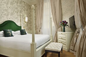 San Firenze Suites & Spa