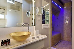 San Firenze Suites & Spa