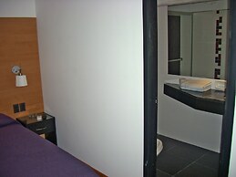 SUR Hotel