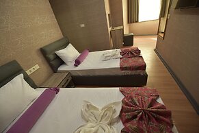 Omega Luxx Hotel - Boutique class