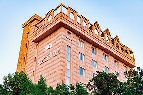 Platinum Hotel