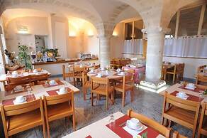 Hotellerie Saint Yves