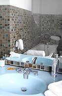 VILLA AIMEE LUXURY APARTMENTS WITH HEATED POOL