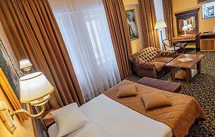 Palazzo Premier Hotel