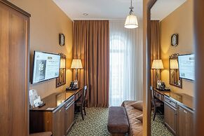 Palazzo Premier Hotel