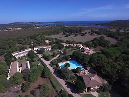 Residence Fiori Di Cala Rossa