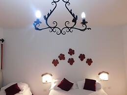 Hotel Portal del Santo