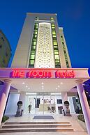 The Room Hotel & Apartments