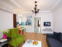 The Room Hotel & Apartments