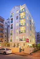 The Room Hotel & Apartments