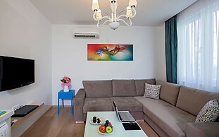 The Room Hotel & Apartments