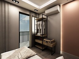 The Room Hotel & Apartments