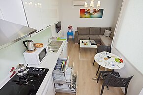 The Room Hotel & Apartments