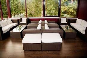 Hotel Yes
