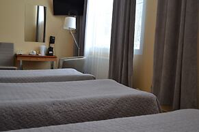 Hotel Yes