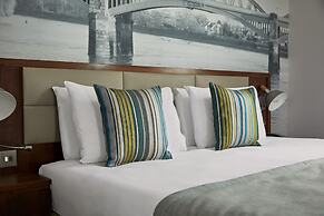 Seraphine Hammersmith Hotel