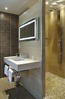 BRIT HOTEL CHATEAUDUN