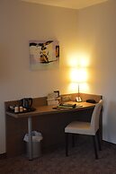 BRIT HOTEL CHATEAUDUN