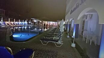 Christakis Hotel