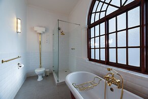Esperanza Guest House