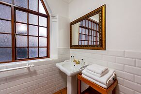 Esperanza Guest House