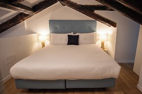 Hotel Vis a Vis