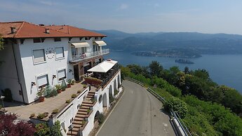 Hotel Panoramico lago d'Orta adults only