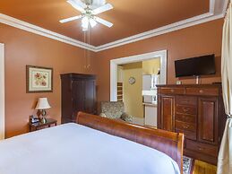 Chipman Hill Suites on Sydney