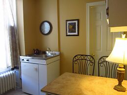 Chipman Hill Suites on Sydney