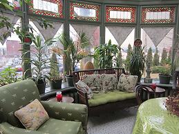 Chipman Hill Suites on Sydney