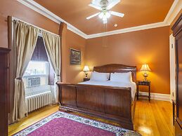 Chipman Hill Suites on Sydney