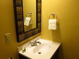 Chipman Hill Suites on Sydney