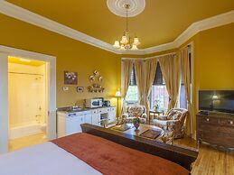 Chipman Hill Suites on Sydney